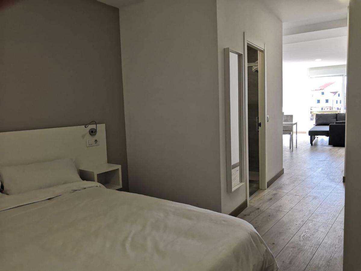 Apartamentos Dabarca קומבארו מראה חיצוני תמונה